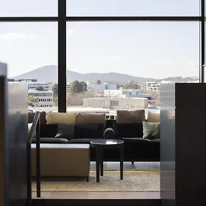 Hotel Little National, Canberra