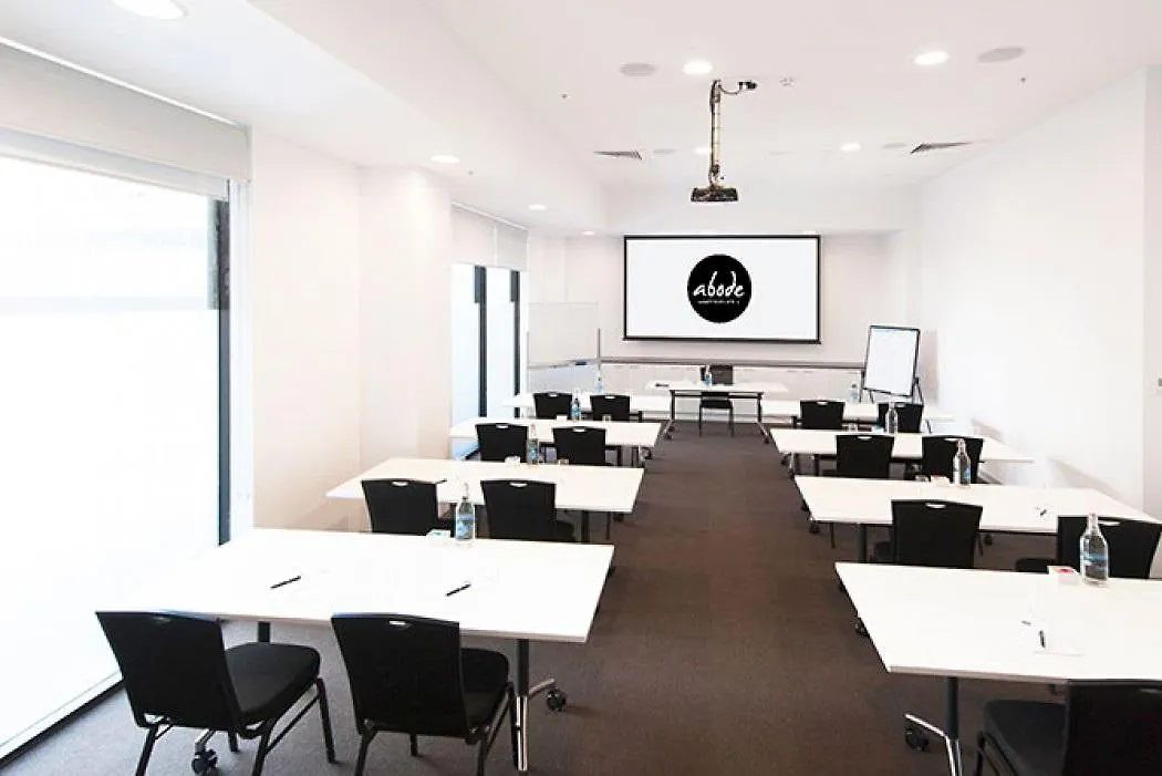 Abode Woden Aparthotel Canberra 4*,  Australia