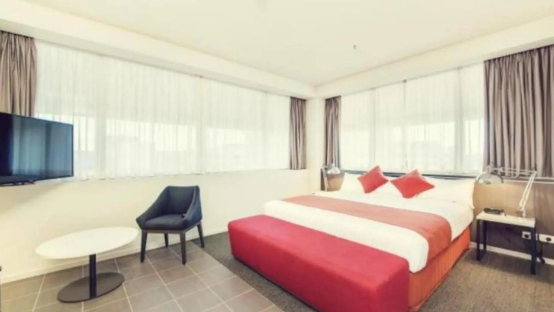 Abode Woden Aparthotel Canberra Australia