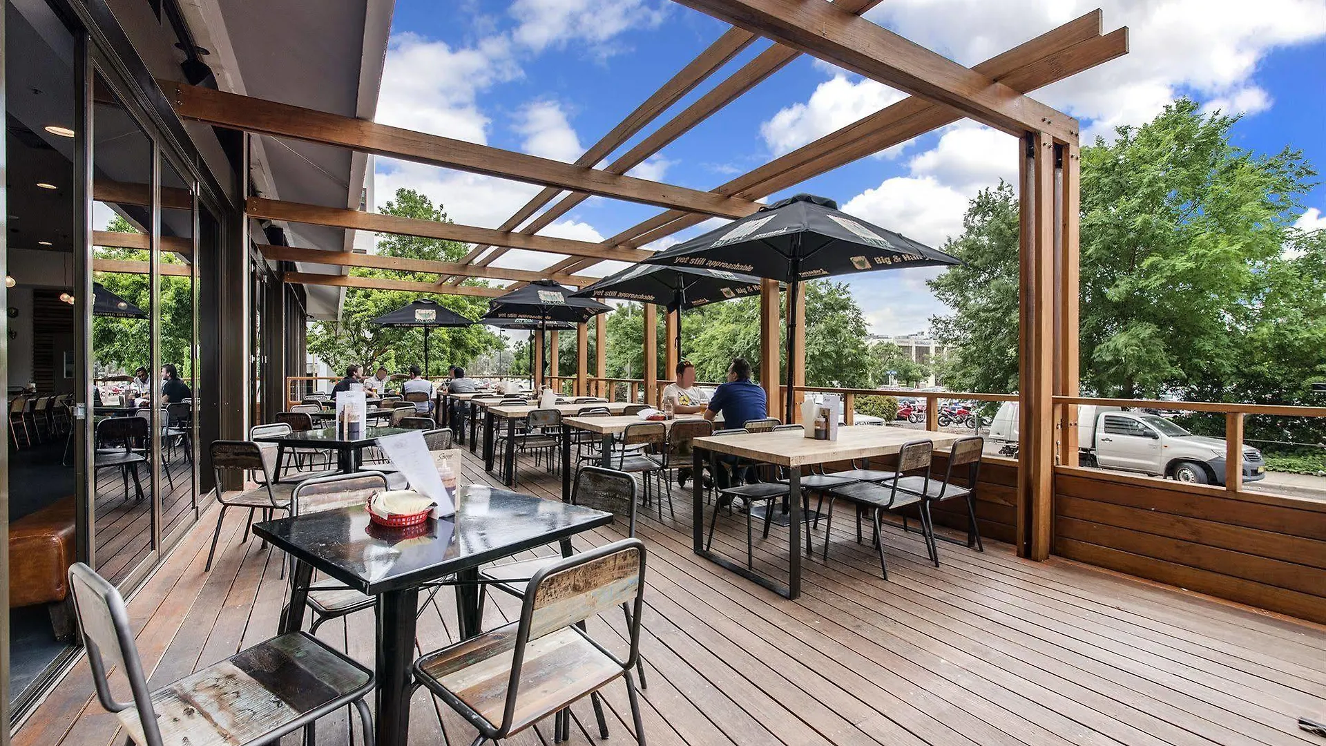 Abode Woden Aparthotel Canberra 4*,
